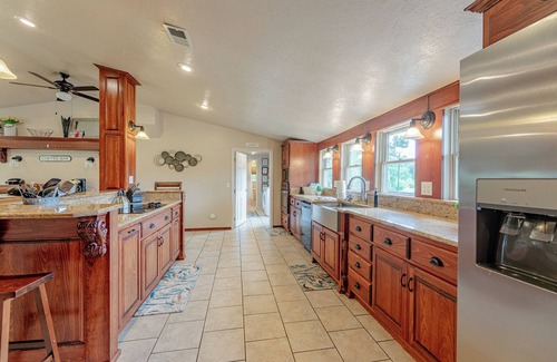 Noel House | "The Farmhouse” at Mimosa Riverside Ranch