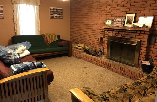 Ellerslie House | The Farmhouse: Come experience a quiet, country retreat in the mountains of PA