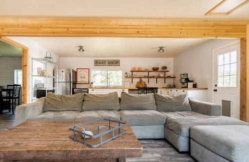 Paso Robles House | The Farmhouse on Union Road Wine Trailn