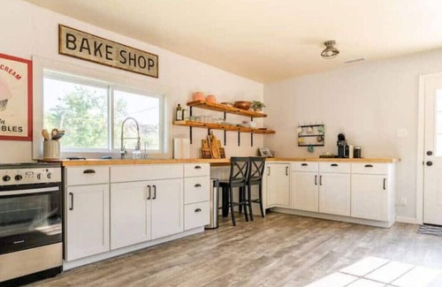 Paso Robles House | The Farmhouse on Union Road Wine Trailn