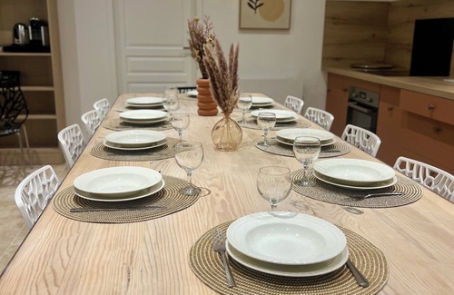 Bourg-de-Peage House | The Favor barn