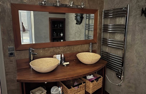 Erbalunga Apartment | The feet in water