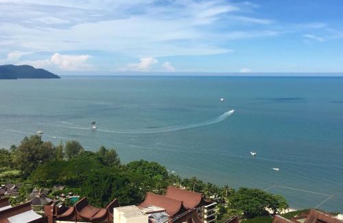 Batu Ferringhi Apartment | The Ferringhi Sea View at Sri Sayang