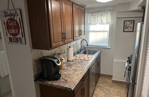 Ocean Bluff-Brant Rock House | "THE FIELDSTONE BEACH PLACE"