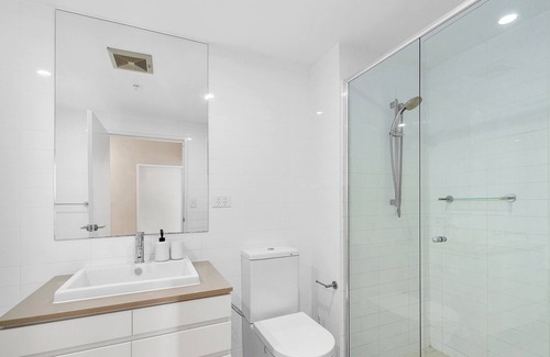Eagle Farm Apartment | The Fijian Hospitality - 2 Bedroom, 2 Bathroom, Apartment, Secure Carpark