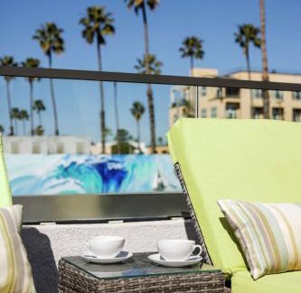 Townsite Hotel | The Fin Hotel, Tapestry Collection by Hilton