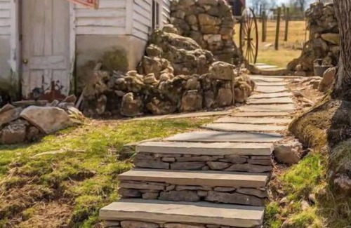 Staunton House | The Firefly Springhouse