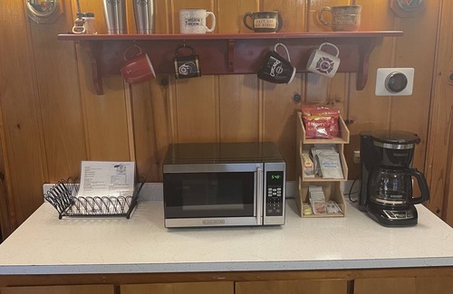 St. Helen Cabin | The Firehouse Cabin with Garage, Near Lake and ORV Trails