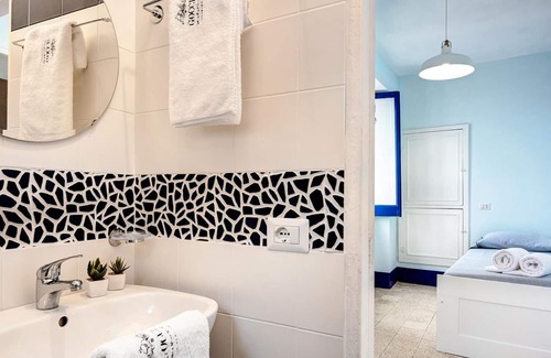 Marina del Cantone Apartment | The Fisherman’s Suite – Steps from the beach