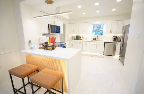 Conroe House | The Flamingo House - Family Fun Timen
