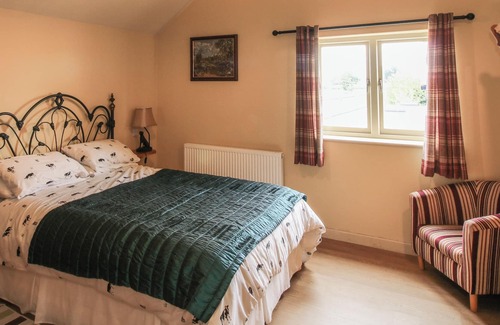 Ellesmere Cottage | THE FLO JO, pet friendly, with a garden in Ellesmere