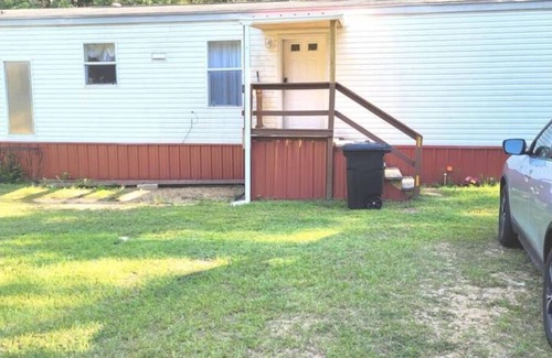 Sandy Hook House | The Floral Cottage Three Bedrooms One Bath