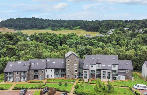 Backbarrow Cottage | THE FLOWING RIVER, romantic, with a garden in Ulverston