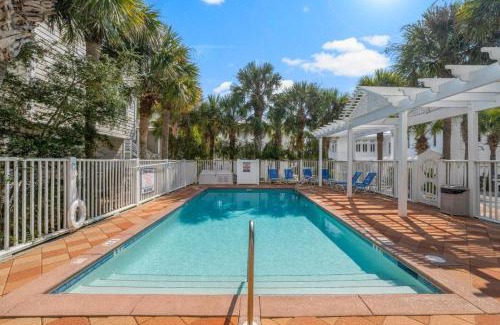 Majestica Beach House | The Flying Pig