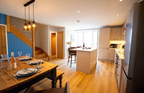 Bryngwran Cottage | The Forge - sleeps 4 guests in 2 bedrooms