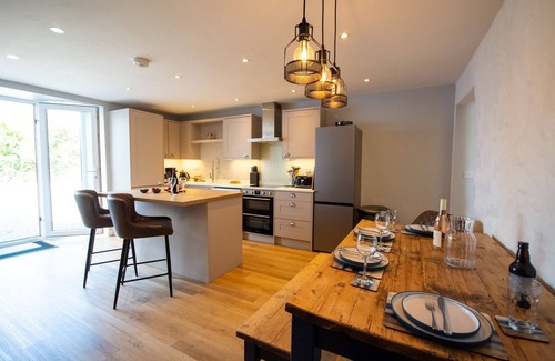 Bryngwran Cottage | The Forge - sleeps 4 guests in 2 bedrooms