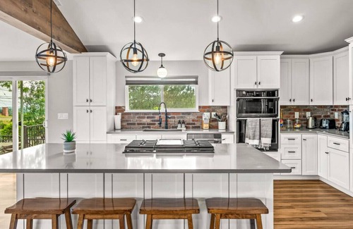 Westminster House | The Foundry House | Eclectic 5BR Family Retreat