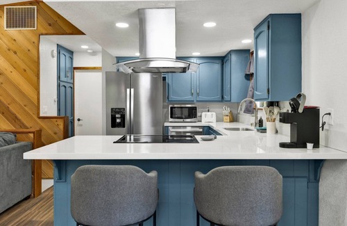 Whispering Forest Cabin | The Fox Den #2568