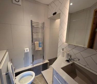 Muston Apartment | The Frankie Suite