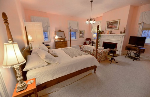 Canandaigua Bed & Breakfast | The Franklin - Comfort Ensuite