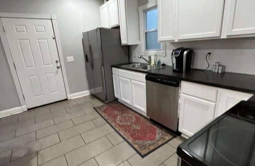 West Columbus Condo | The Franklinton Inn 3 Bed