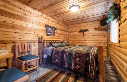 Neillsville Cabin | The Frat House at the Riviera Resort in Neillsville, Wisconsin!