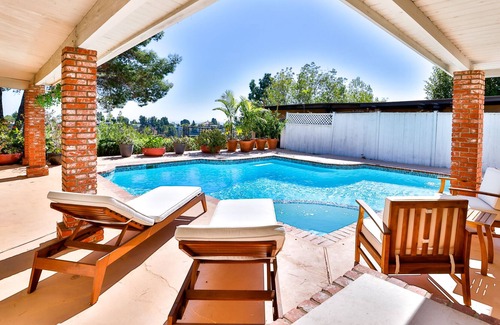 Bel Air House | The Fresh Air of Bel Air: Pool & Stunning Views