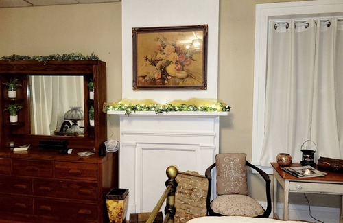 Mount Vernon Bed & Breakfast | The Fry Guest House Bed & Breakfast Welcomes You !