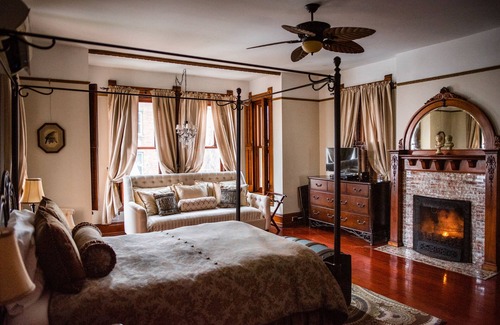 Huntingdon Bed & Breakfast | The Gage Mansion B&B