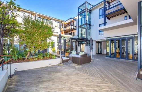 Knysna Central Apartment | The Gallery Luxury Apartments