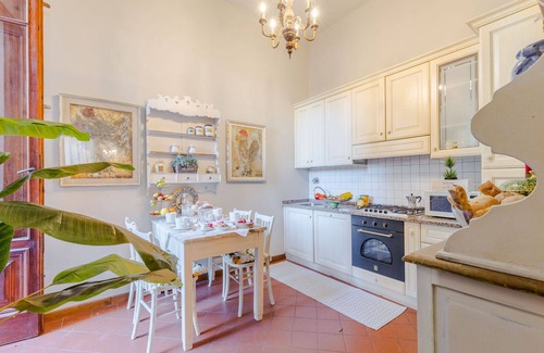Lucca Historical Center Apartment | The Garden Along The Stream, romantic apartment with private garden inside the walls of Lucca