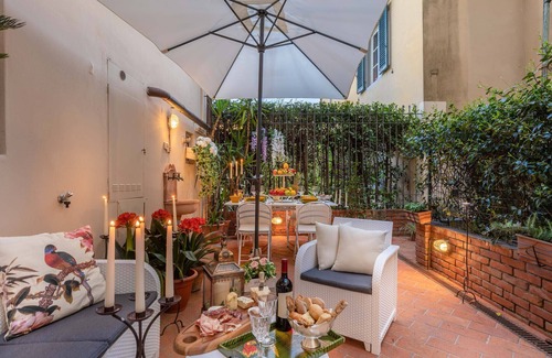 Lucca Historical Center Apartment | The Garden Along The Stream, romantic apartment with private garden inside the walls of Lucca