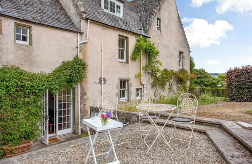 Dingwall Cottage | The Garden Flat Ardullie
