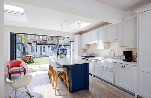 Tooting House | The Garden House, by Veeve