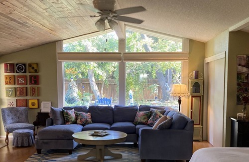 Fresno Apartment | The Garden House nestled in Fig Garden in NW Fresno, your gateway to Yosemite