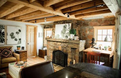 Edmond House | The Gate House Your Holiday Hideaway