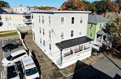 Salem Apartment | The Gatehouse at Castle Hill
