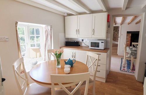 Axmouth Cottage | The Gatehouse