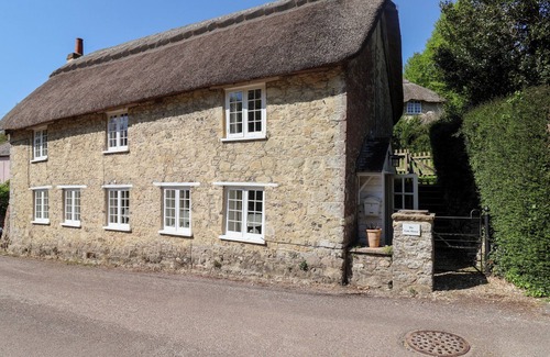 Axmouth Cottage | The Gatehouse