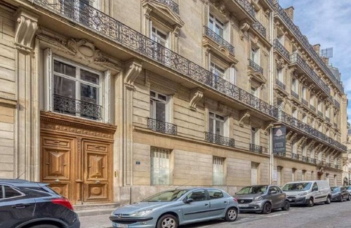 Champs-Elysees Apartment | The gateway to the most glamorous neighborhood of Paris-Champs Elysees