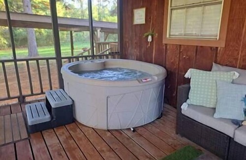 Karnack House | The Gator Den at Caddo Lake/Big Lake