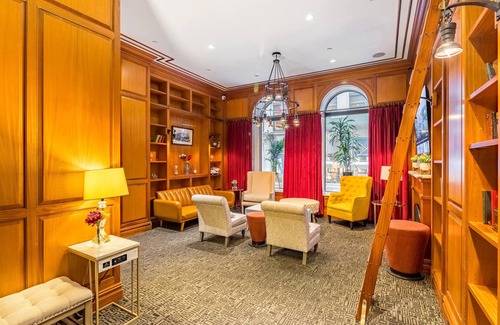 Central New York City Apartment | The Gatsby Apartment at The Historic Mansfield Residence