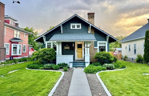 Twin Falls House | The Gem on 8th Ave - sleeps 7, pet friendly!