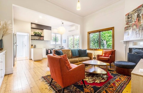 St Kilda House | The Georgian Classic Comfort in St Kildas Heart