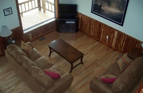 Calico Rock Cabin | The Get Away Cabin (Cabin 2)