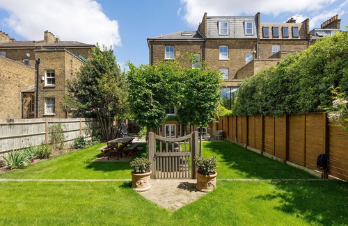 Larkhall House | The Glade, by Veeve