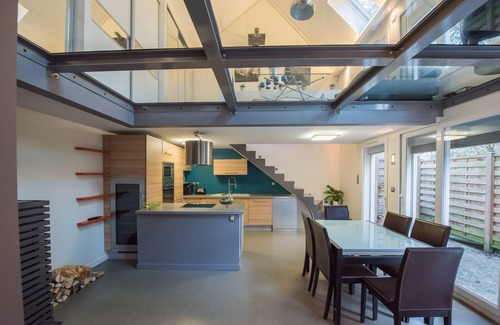 Vineuil-Saint-Firmin House | The Glass House at Vineuil Saint Firmin