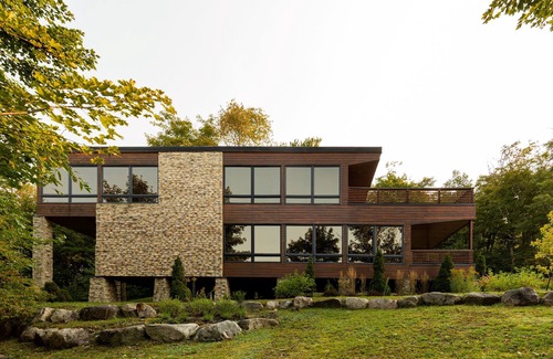 Saint-Faustin-Lac-Carre Ski Chalet | The Glass Kabinhaus: Unmatched Mountain Living