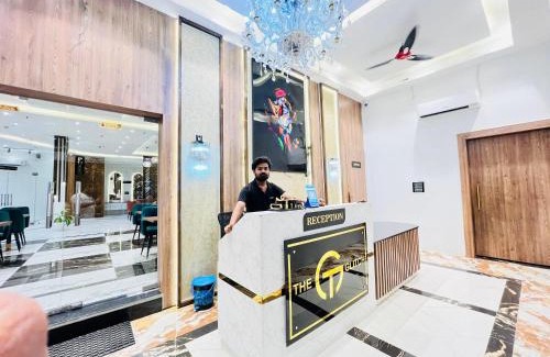 Etawah Hotel | The Glitch Hotel And Restaurant
