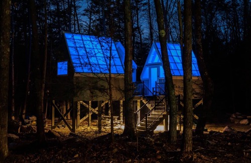 Goldbond Cabin | The Glo Haus @ Four Fillies Lodge